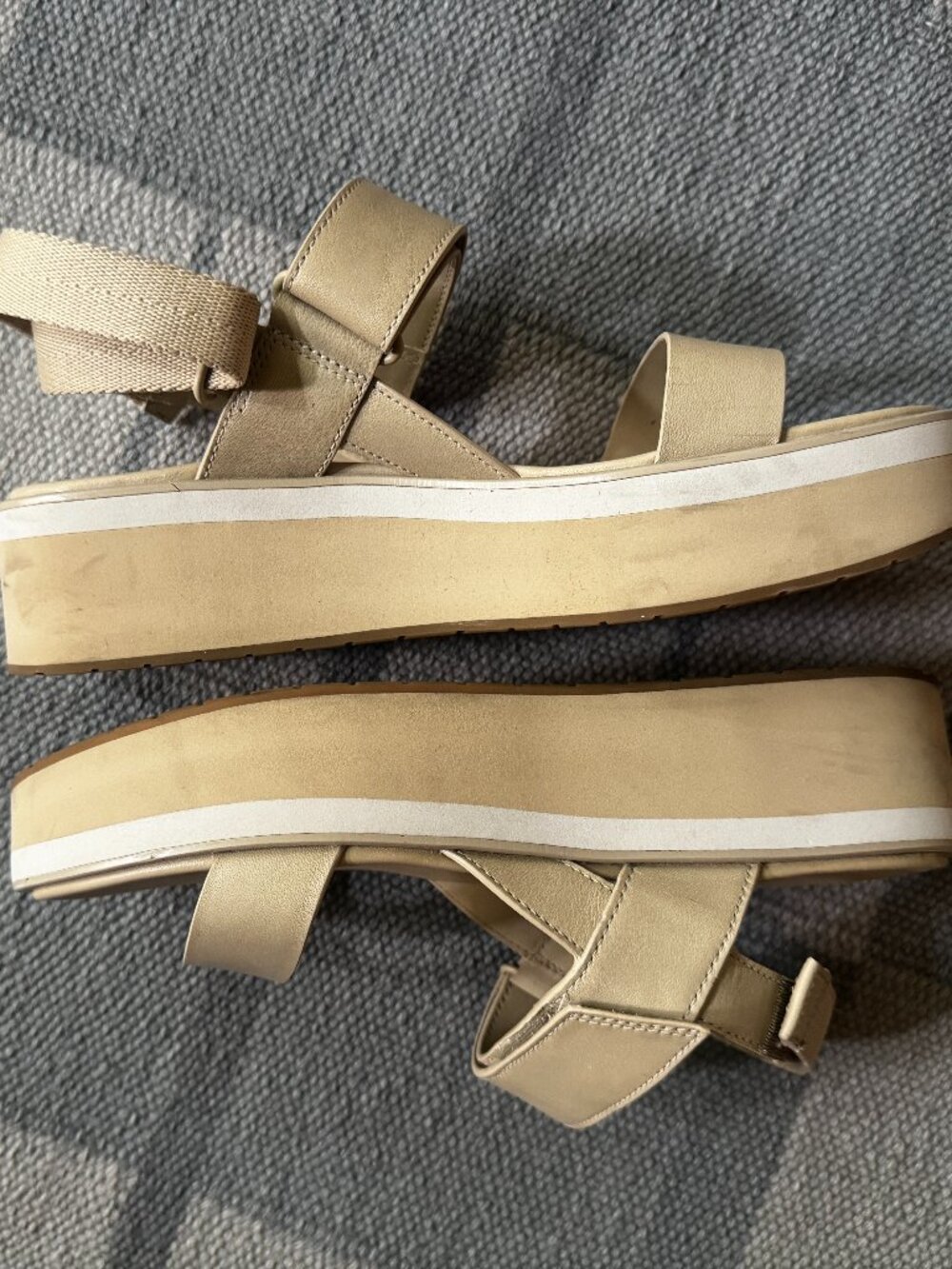 Everlane sport sandal in butter